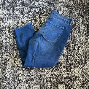 Mid-Rise Boyfriend
Straight Ripped Jeans for
Women
